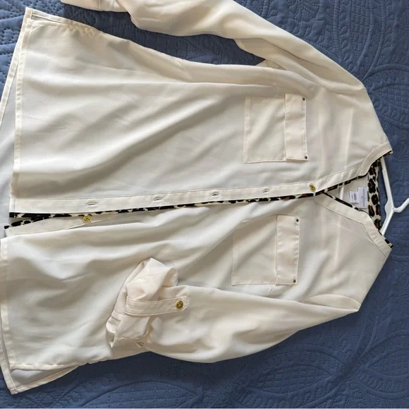 Off-White Button-Up Blouse with Leopard Print Trim and gold details. - Picture 2 of 6